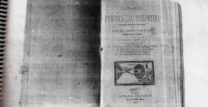 Ed gastou R$ 59 para tirar xerox da edição de 1901 do Lunario Perpétuo. Foto: Paulo Oliveira