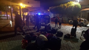 Passageiros que vieram de São Paulo para Monte Santo fizeram baldeação em Feira de Santana. Foto: Montesanto.net