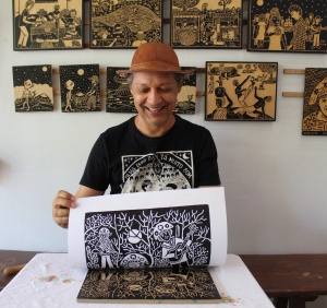 Processo de impressão. Foto: Instagram do artista